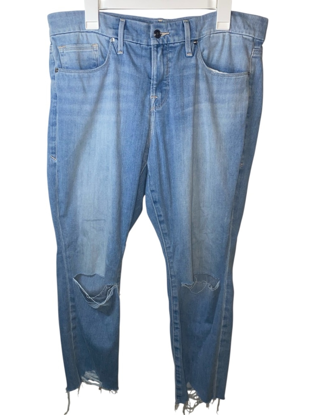 GOOD AMERICAN Good Petite Skinny Denim Distressed Jeans with Raw Hem